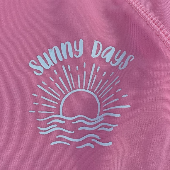 🌻 3/$10 Rashguard Swim Shirt - Picture 2 of 5